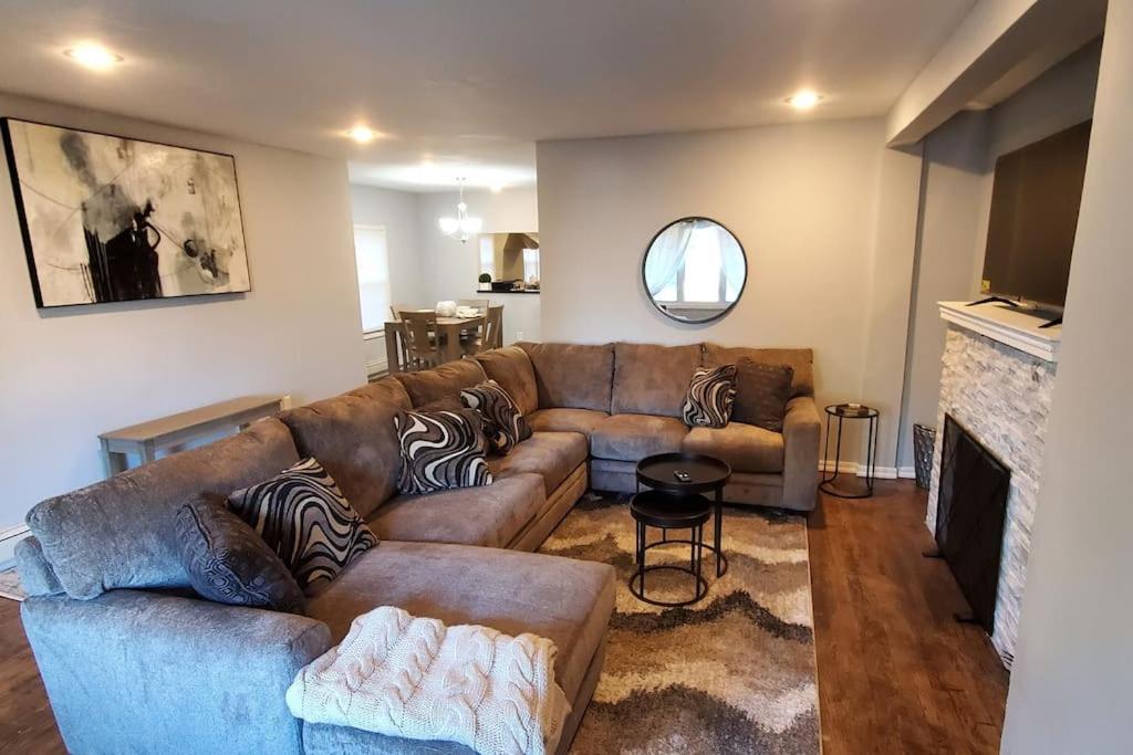 Quiet 3 Bedroom Apartment In Private Home New York Kültér fotó