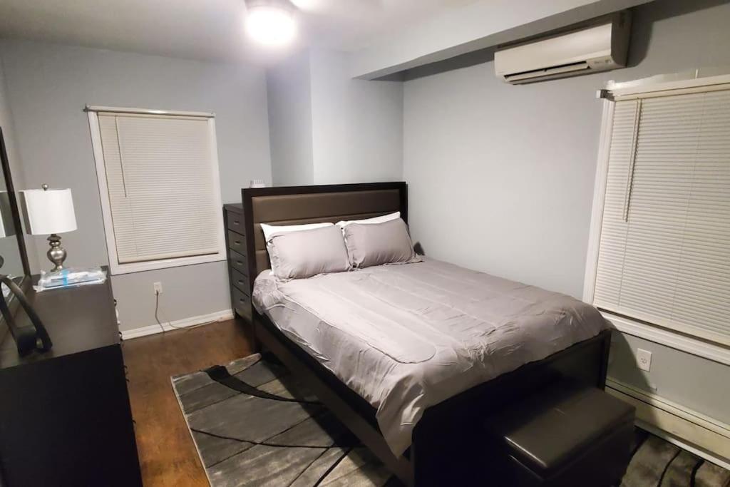 Quiet 3 Bedroom Apartment In Private Home New York Kültér fotó