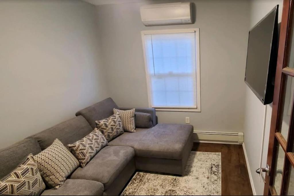 Quiet 3 Bedroom Apartment In Private Home New York Kültér fotó